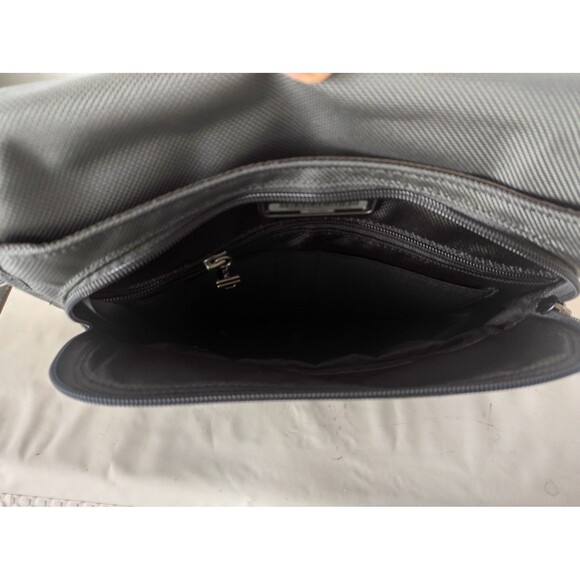 TUMI Alpha Small Flap Crossbody Grey Shoulder Bag Pouch 22105DH 10.5"×12.2"x1.7" - Picture 7 of 16